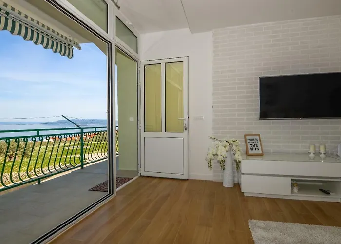 Apartment Jelena Makarska